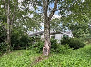 129 Kohlmeyer Rd, Hilliards, PA 16040