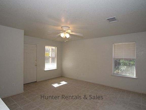 4th image of 313 S 42nd St #A