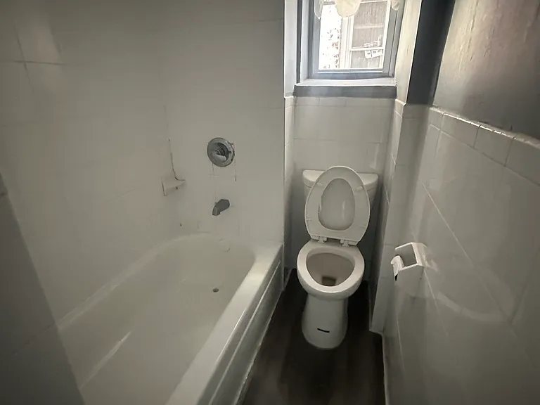 2301 Central Ave #4D — Photo 3