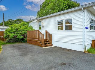 29 Chebogue Ln, Halifax, NS B2W 1R3