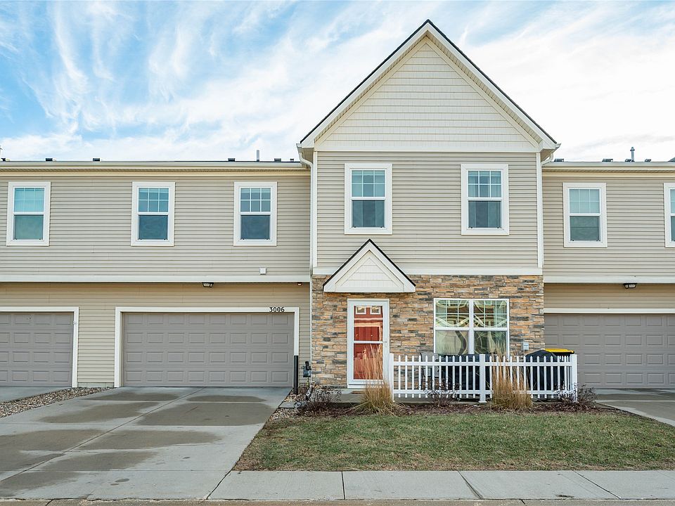 1st image of 3006 SE Glenstone Dr