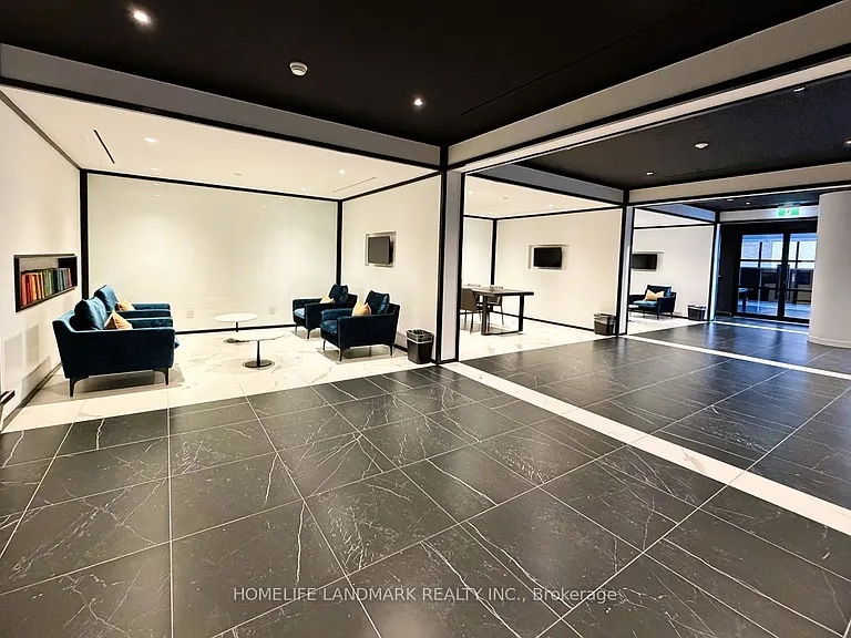20 Edward St #2803 — Photo 17