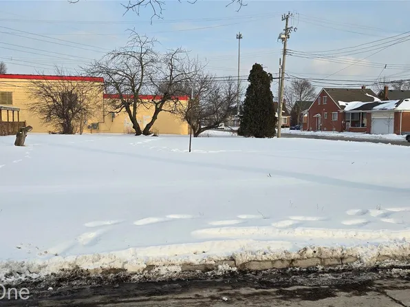 7410 Barrie St, Dearborn, MI 48126