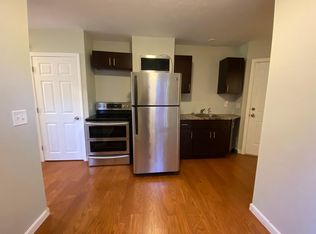 27 Florence St #1R, Providence, RI 02909