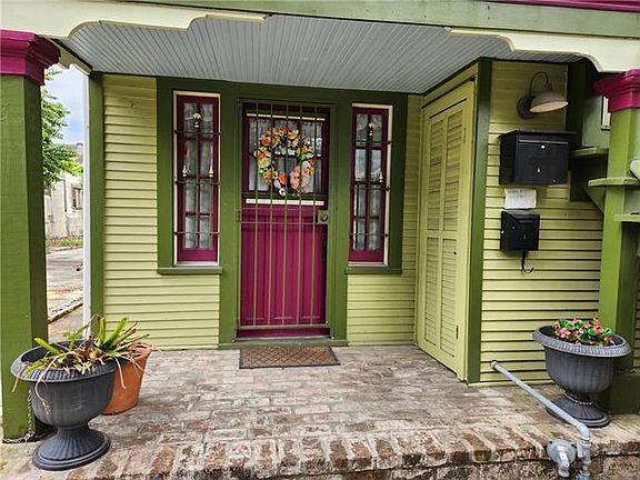 2nd image of 1729 Washington Ave