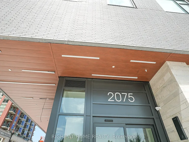2075 Lakeshore Rd #308 — Photo 2