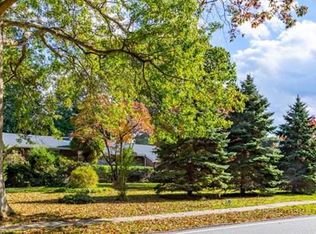 292 County Rd, Demarest, NJ 07627