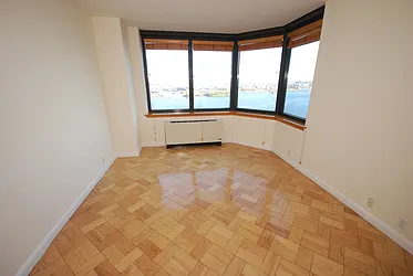 Rented by Luxury Habitat