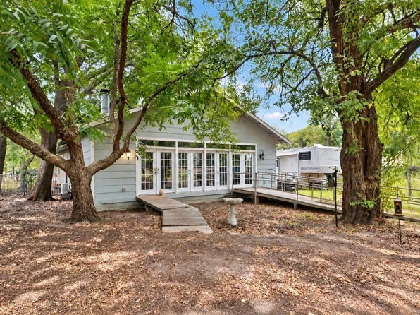 2757 Lancer Rd, Greenville, TX 75401