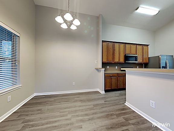5th image of 15507 Riford Dr