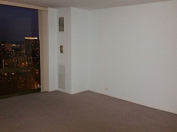 4th image of 2650 N Lakeview Ave APT 3603