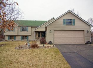 12581 Driftwood Ct, Apple Valley, MN 55124