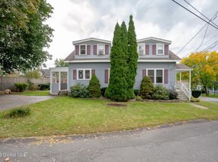 2 Pine Grove St, Rensselaer, NY 12144