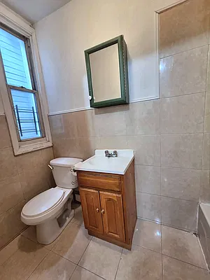 Bathroom, photo 3