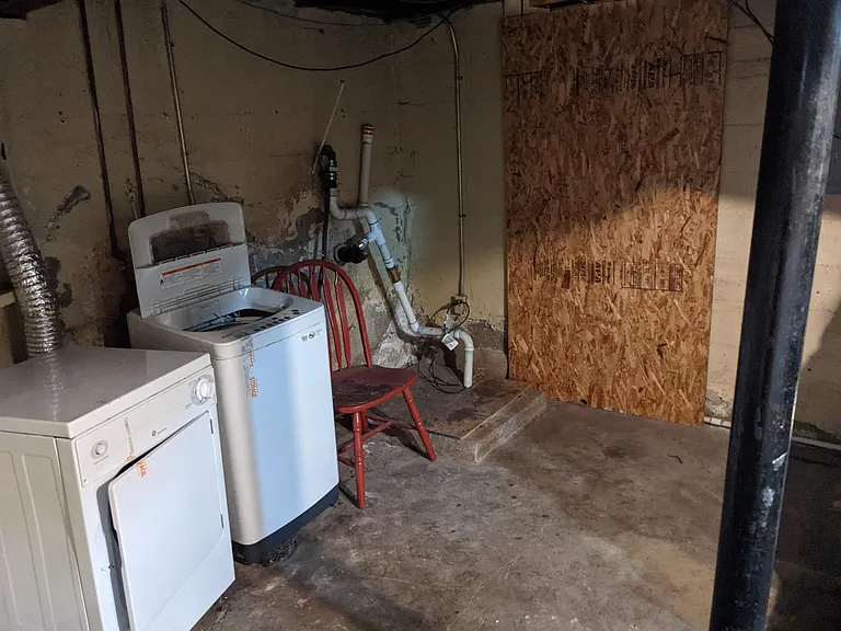 2227 N Grand Ave #2227 — Photo 29