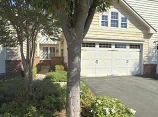 44342 Oakmont Manor Sq, Ashburn, VA 20147