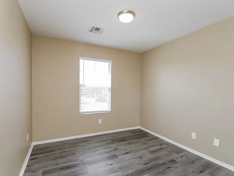40549 N Brumana St — Photo 14