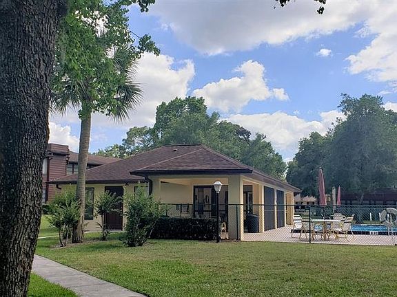 5th image of 507B Fairways Ln