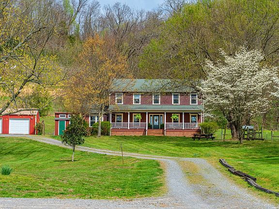 3rd image of 199 Gilmore Ln