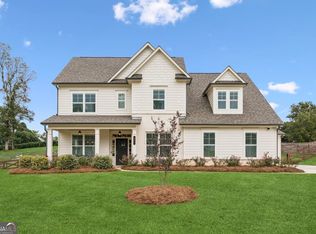 131 Wallace Dr, Winder, GA 30680