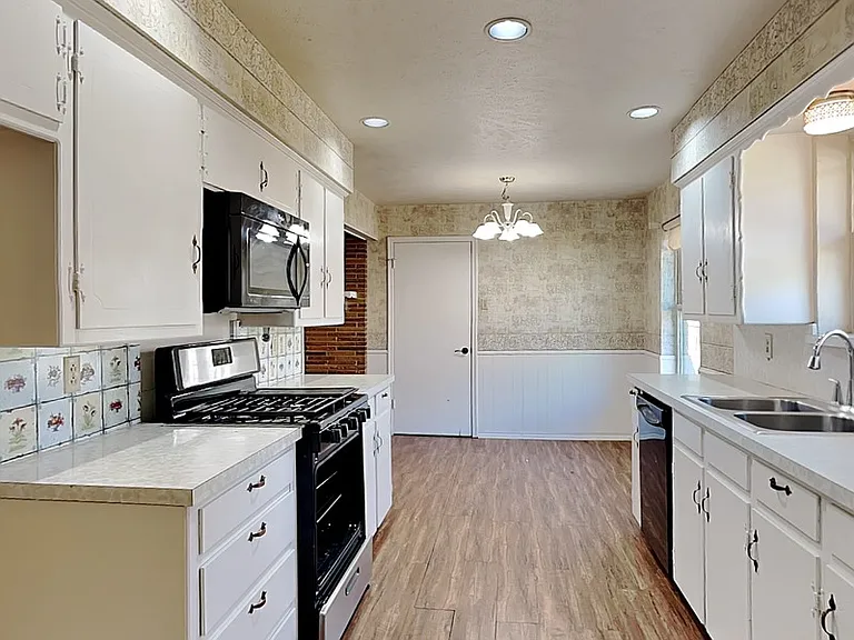 13630 Willow Bend Rd — Photo 6