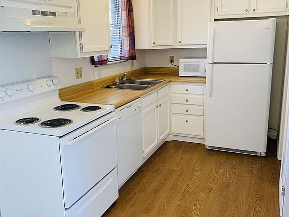 4th image of 6820 Linville Dr