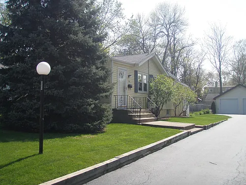 321 W Harrison Rd Photo 1