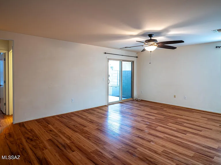 2011 W Mountain Pointe Dr — Photo 10