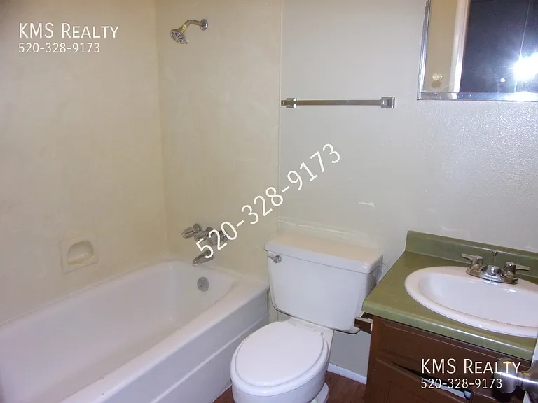 6609 E Calle Alegria #C — Photo 11