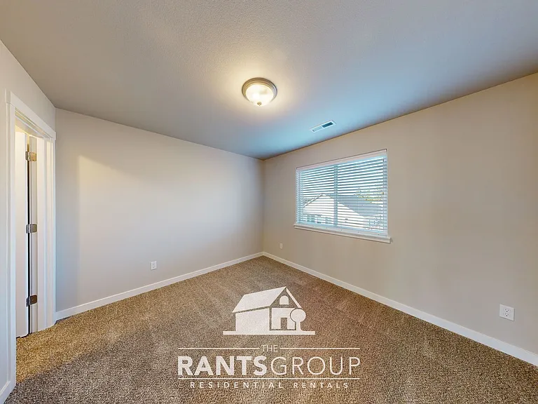 9734 Rayla Ct SE — Photo 17