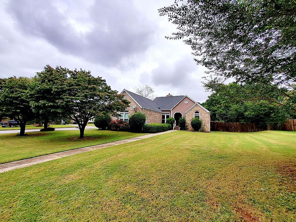 1st image of 173 Water Oak Dr