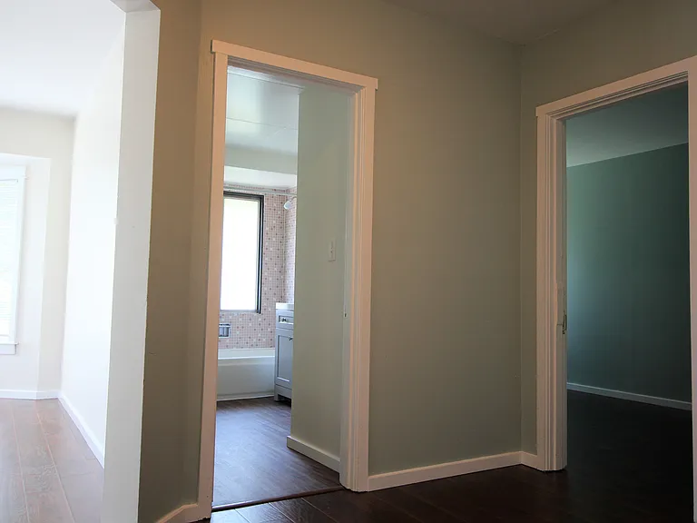 505 13th Ave #10 — Photo 14