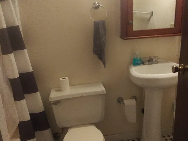 2214 Auburn Ave #2 — Photo 19