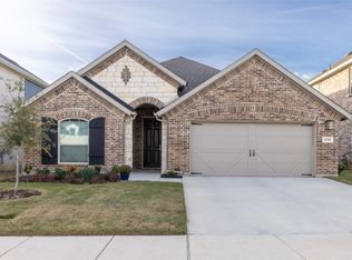 1236 Water Canna Dr, Justin, TX 76247