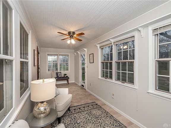 5th image of 238 Claranna Ave