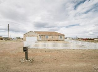 795 N Ravencliff Dr, Pueblo West, CO 81007