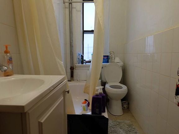 5th image of 600 Academy St APT 2