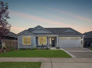 984 Rainier Loop, Mount Vernon, WA 98274