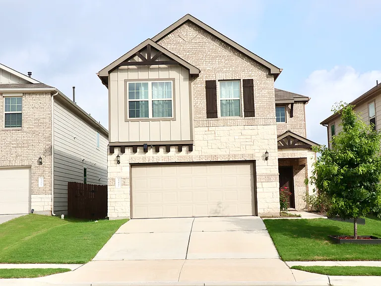 15810 Odair St — Photo 1