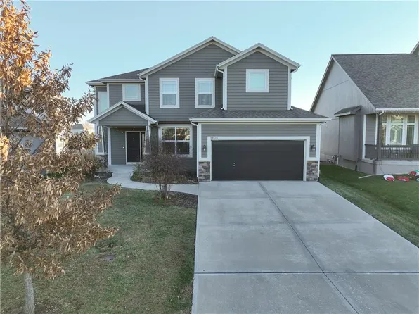 18935 W 166th Ter, Olathe, KS 66062
