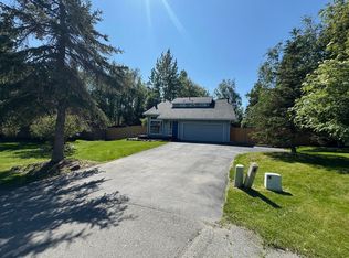 9410 Swan Cir, Eagle River, AK 99577