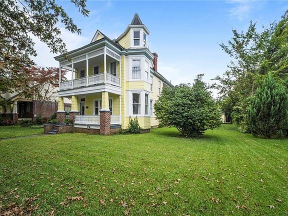 2nd image of 150 Maryland Ave