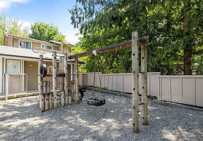 45 NE Torval Canyon Rd #4 — Photo 6