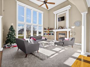5207 W 166th Ter, Overland Park, KS 66085