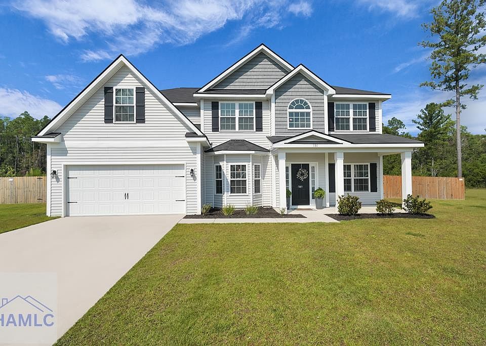 1st image of 131 Loganberry Ln