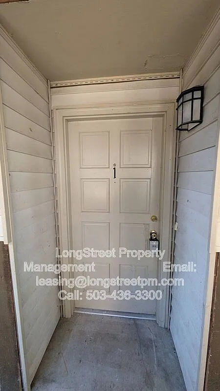2 bed, 1.0 bath, 918 sqft, $1,495 — Photo 3