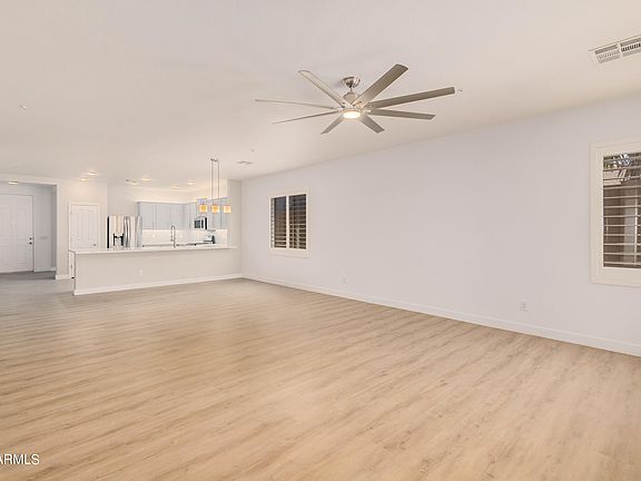 4th image of 29607 N 126TH Avenue
