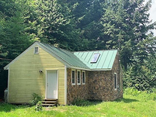 1st image of 1844 Lime Pond Rd