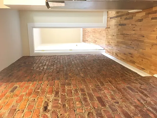 Rented by Lang Realty LLC | media 33