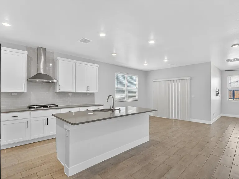 2233 Sandstone Pl — Photo 9